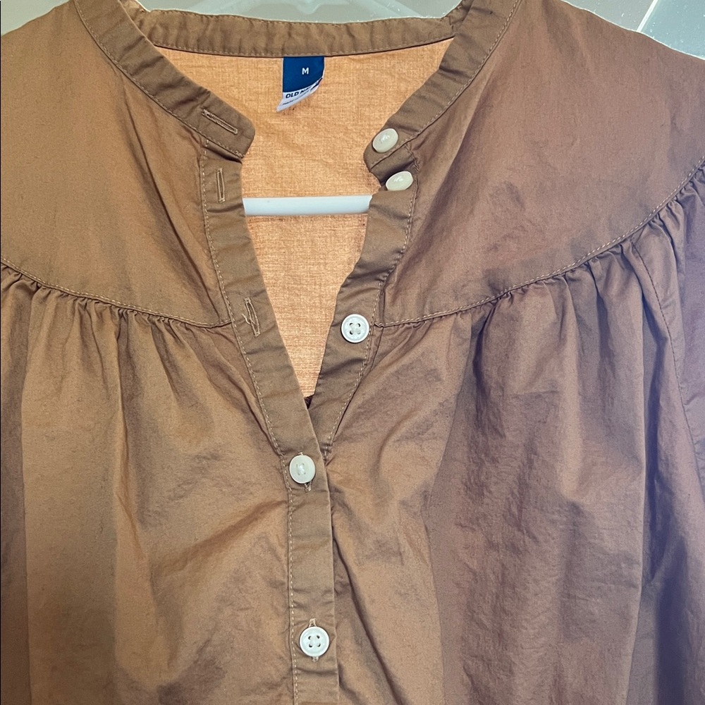 Old Navy Women's Brown Gathered Yoke Button-Front Blouse - Picture 3 of 4